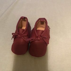 Cute baby girl 6-9 months never worn